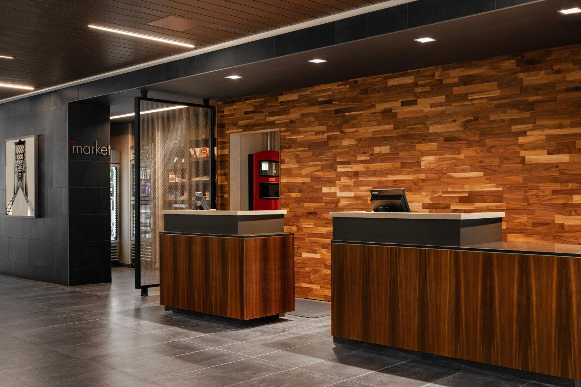 Courtyard Sioux City Downtown/Convention Center Bagian luar foto