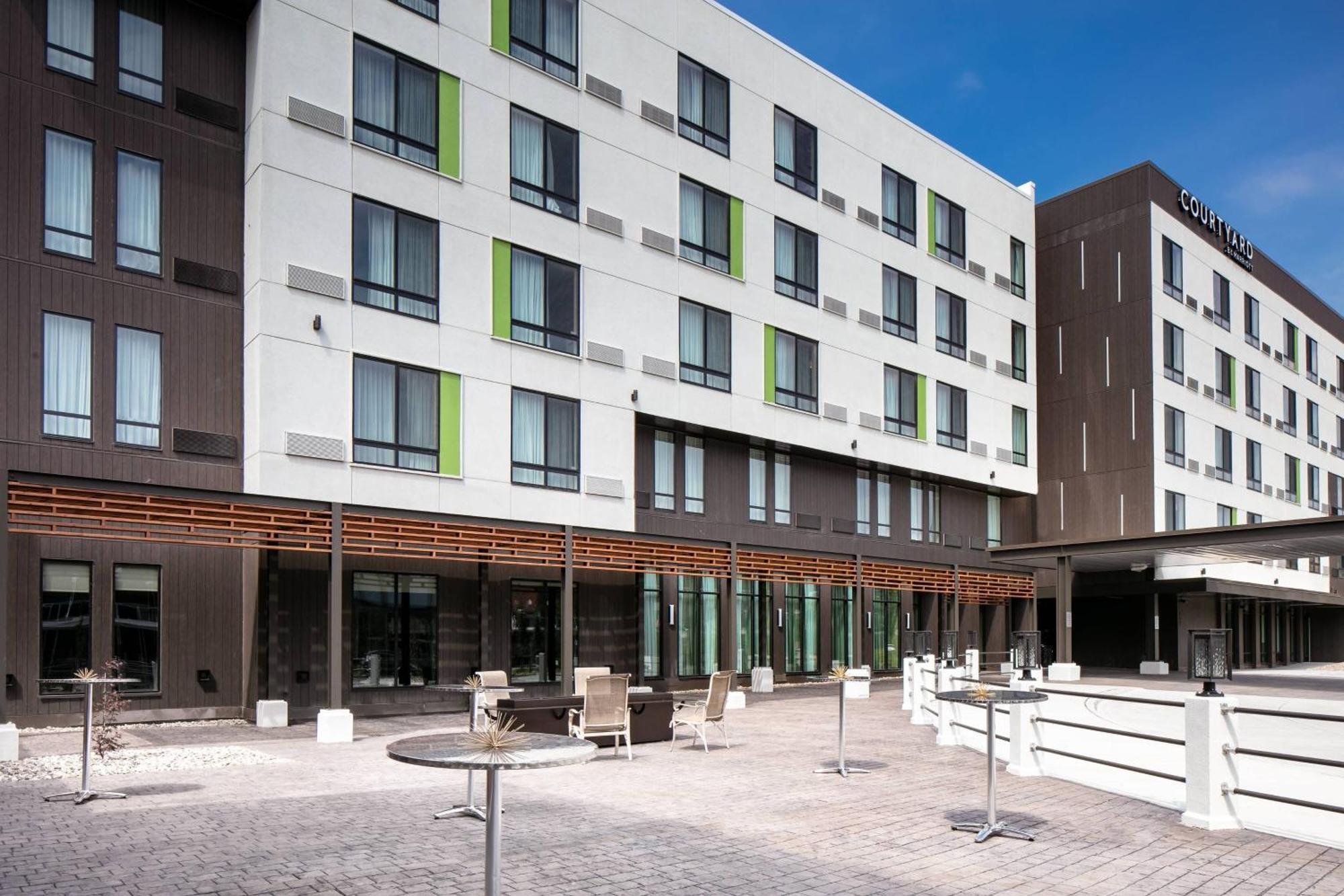 Courtyard Sioux City Downtown/Convention Center Bagian luar foto